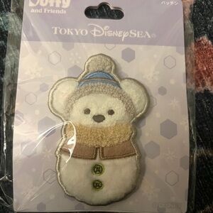 NEW IN PLASTIC Disney Secret of a Snowy Day Duffy Bear Snowman plush hair clip
